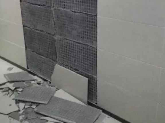 钦南瓷砖空鼓维修公司分享下钦南墙砖松动维修的知识